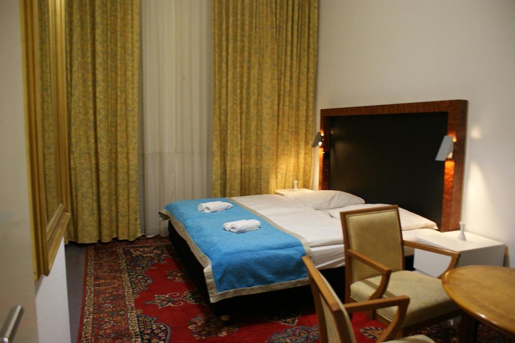 Hotel Garni Aaberna Berlín Pokoj fotografie