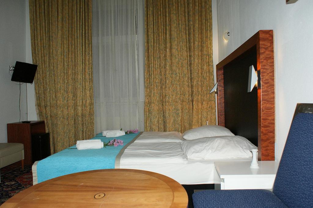 Hotel Garni Aaberna Berlín Pokoj fotografie