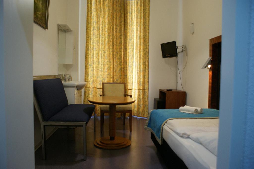 Hotel Garni Aaberna Berlín Pokoj fotografie